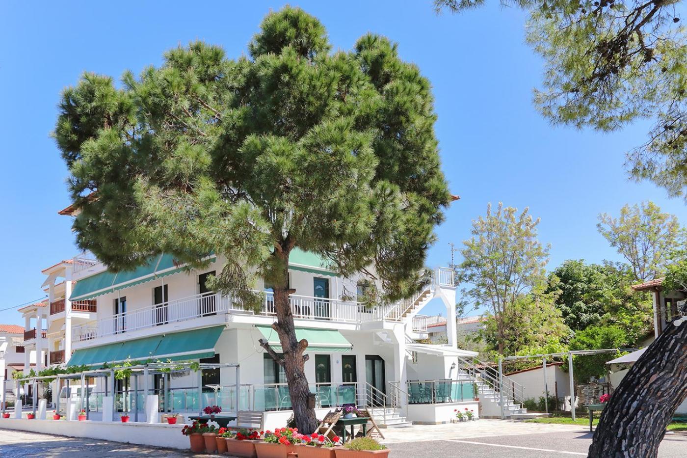Agapitos Apartments Nikiti  Dış mekan fotoğraf